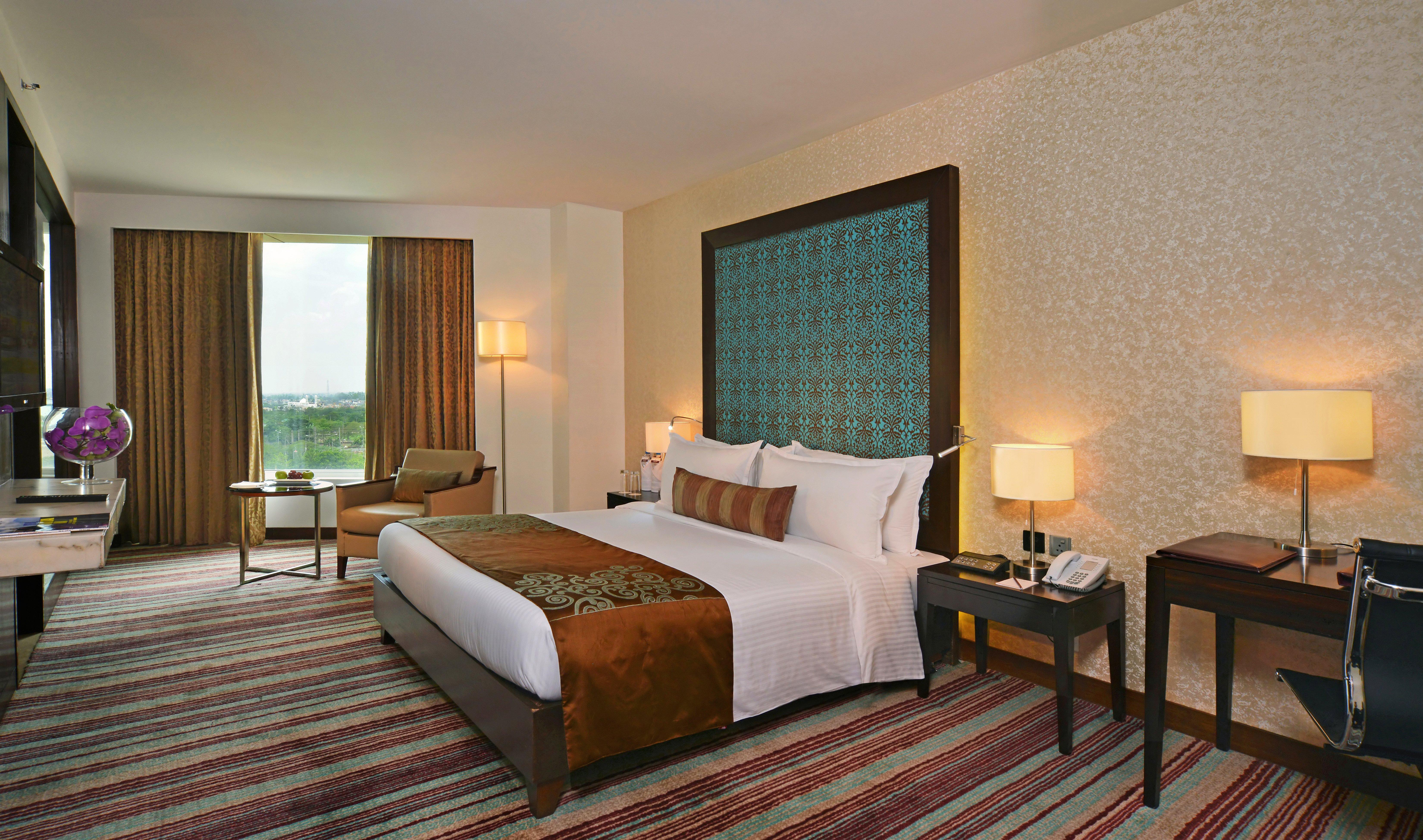 Holiday Inn Chandigarh Panchkula, An Ihg Hotel Kültér fotó A room at the Taj Bengal